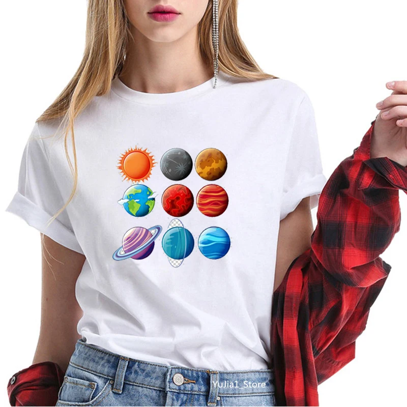 забавные футболки с принтом планет Солнечной системы в руках, женская новинка, футболка, подарок любителям астрономии на день рождения, крутые топы