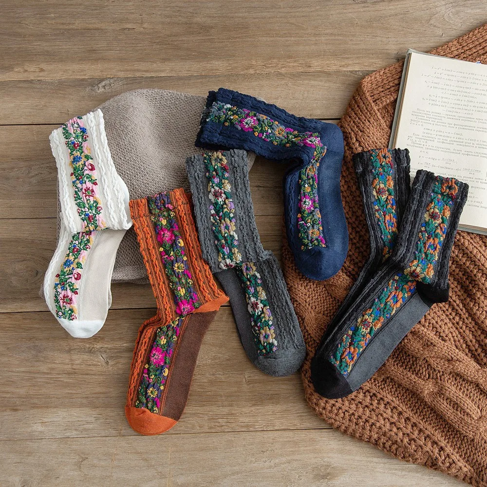 Носки с цветочной вышивкой в стиле Ретро, Женские носки в этническом стиле, Носки для девочек, Домашние Носки в стиле Харадзюку, Повседневные носки с цветочным Рисунком